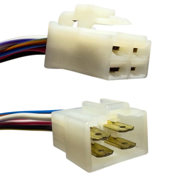 CAJA CONECTORA 4 P CON CABLE